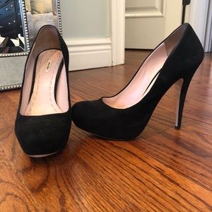 Miu Miu suede pumps